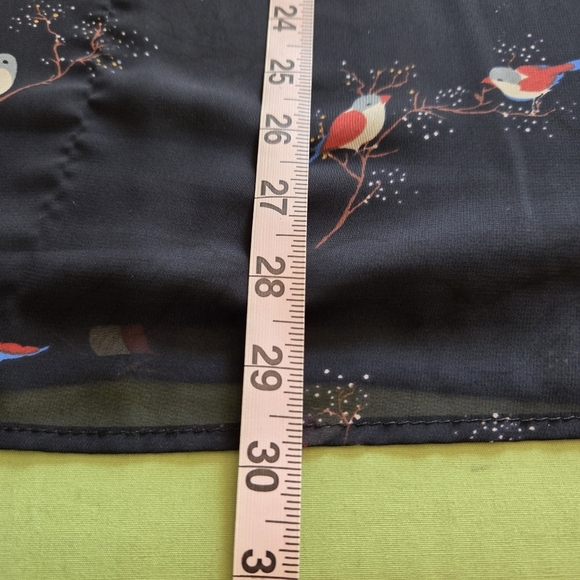 Whisper Tunic Top with Bird Print - Picture 5 of 6